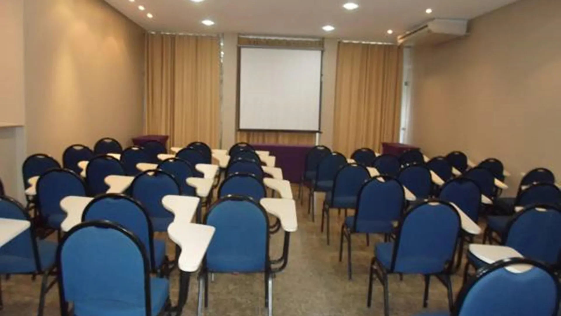Othon Suites Recife Metropolis 4*,